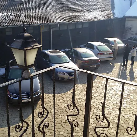 Pensiunea Luiza بيت ضيافة