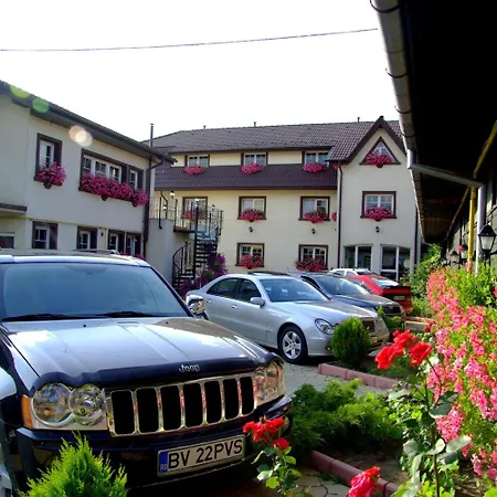 Pensiunea Luiza 3* Μπρασόβ