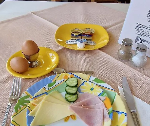 Pensiunea Luiza بيت ضيافة